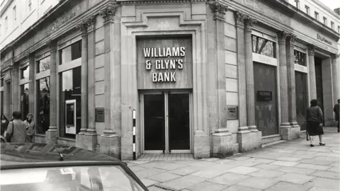 RBS Williams & Glyn branch