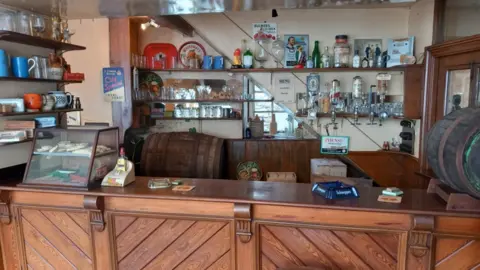 Buckfastleigh Trust Close up of the bar within The Valiant Soldier