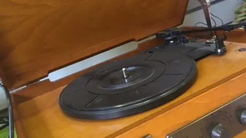 Verity Wood/St Elizabeth Hospice Ed Sheeran's record player