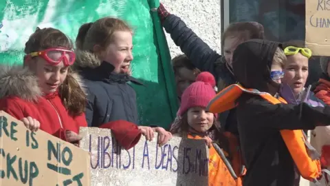 Daliburgh Primary pupils