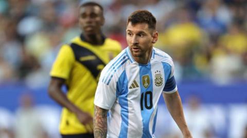 Lionel Messi playing for Argentina 