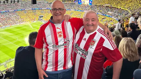 Andy Bullingham Vice chairman Andy Bullingham with club chairman Andy Pountey 