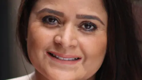 Joti Gata-Aura Joti Gata-Aura