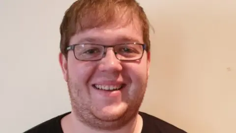 Matthew / Linsey Scott Matthew