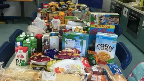 Lloyd Mason-Edwards Food donations