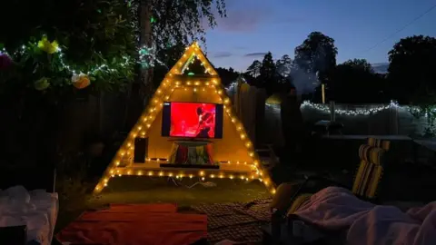 PA Media Felicity Cooney and Freddy Bevan's pyramid stage