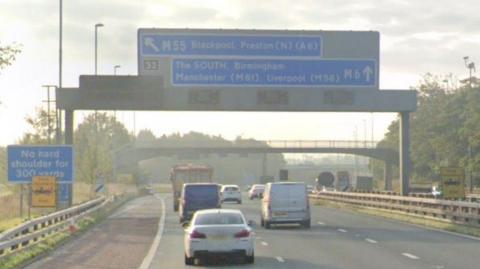 Junction 32 of the M6 northbound at Broughton, Preston