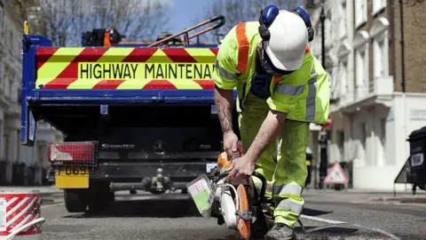 Getty Images highway repair