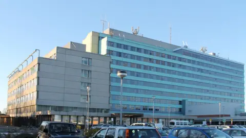 J Hannan-Briggs/Geograph Pilgrim Hospital