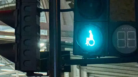 TfL traffic signals