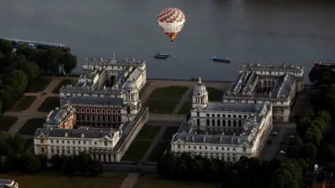 Reuters Balloon over London