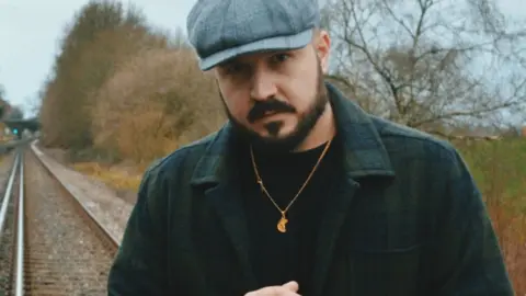 Chris Holden Chris Holden