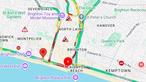 AA Traffic News A road map showing traffic delays along Brighton seafront.