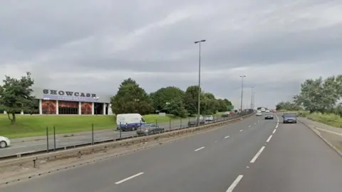 A Google streetview image of the A52 Clifton Boulevard in Lenton, in Nottingham, opposite the Showcase cinema