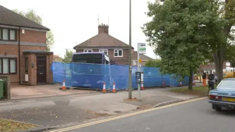 The bus in the house in Morrell Avenue