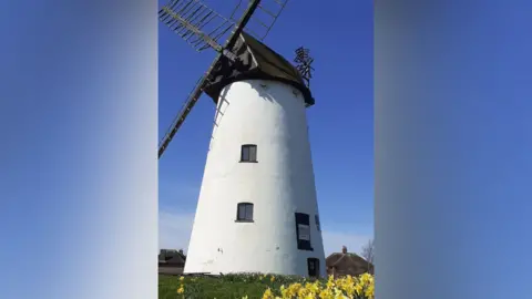 LDRS Damaged Little Marton Windmill