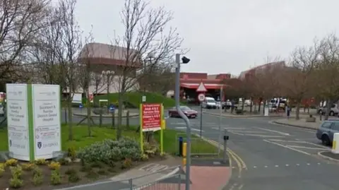 The entrance way to Southport Hospital