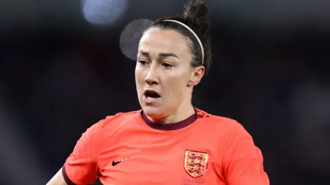 Lucy Bronze