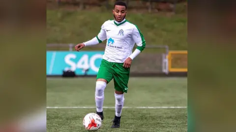 Mike James Hermon Yohanes