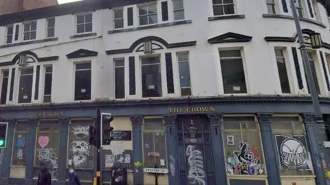 Google The Crown pub