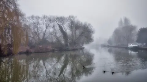 Mike Nottage River Thames near Iffley Lock