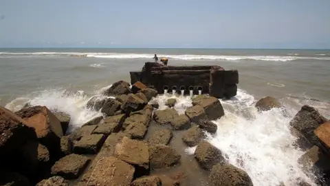 Getty Images Cyclone Amphan - sea in Orissa