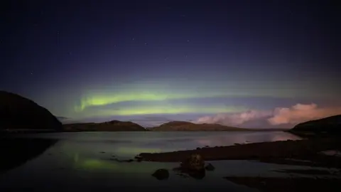 Simmer Dim/BBC Weather Watchers Aurora