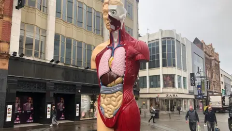 BBC Hymn (1999–2005) on Briggate