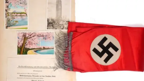 Whyte's Auction House Nazi memorabilia items