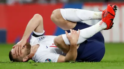 Eric Dier injured in England's win over the Czech Republic
