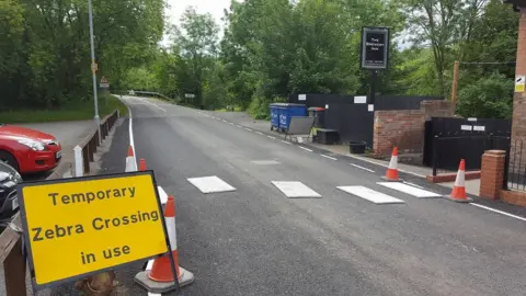 Fiona Hotchkiss The crossing