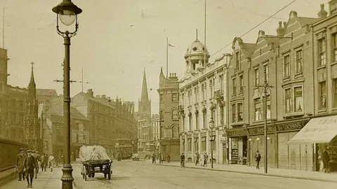 Nottingham Hidden History Listergate 1900