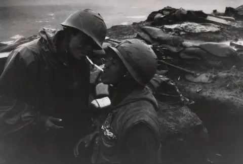 David Douglas Duncan/Courtesy Harry Ransom Center War portrait of two men in Vietnam, 1967