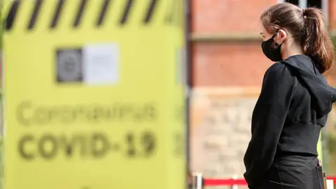 Pacemaker Face masks at schools