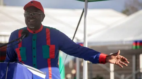 AFP Hage Geingob dressed in Swapo party colours at an election rally, Windhoek, 23 November 2019