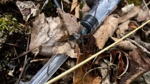 BBC drug paraphernalia in Dennistoun (james Shaw)