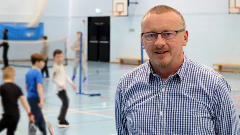 Hive Stuart Barnes at youth centre