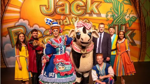 Theatre Severn Cast of Jack and the Beanstalk