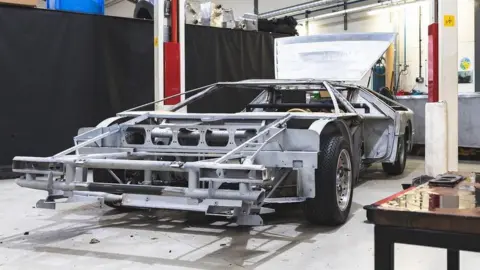 CMC The Bulldog during restoration