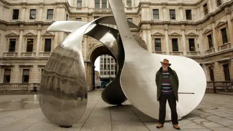 Getty Images Bryan Kneale and his work Triton III in 2009