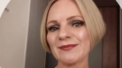 Claire Phillips Claire Phillips