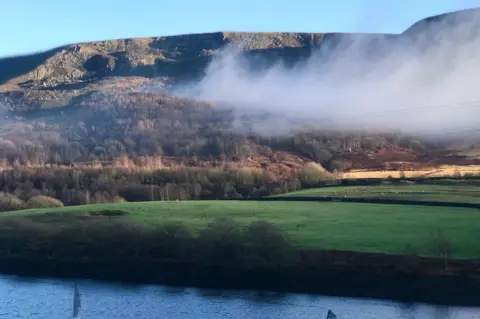 High Peak Trails Cloud inversion Hadfield