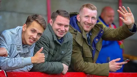 Ben Crawshaw Ben Crawshaw (right)