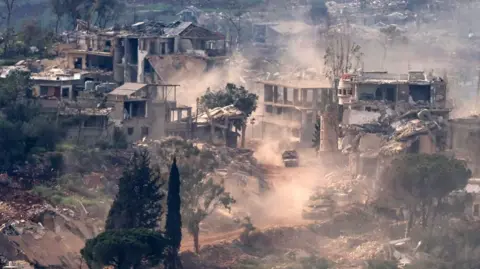 EPA Israel's military maintains presence in southern Lebanon amid fragile ceasefire