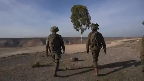 IDF soldiers operating in Syria 