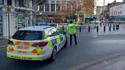 BBC Police cordon near Horsefair Street in Leicester
