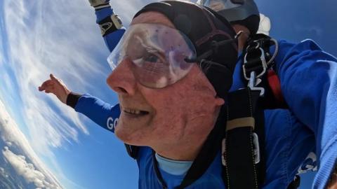 James Mckellar skydiving 
