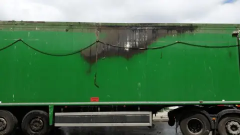 Fire damage on the recycling lorry 