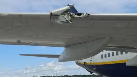 AAIB Damage to the wing of the Ryanair plane