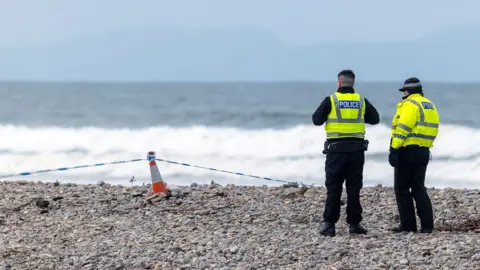 JASPERIMAGE police at beach